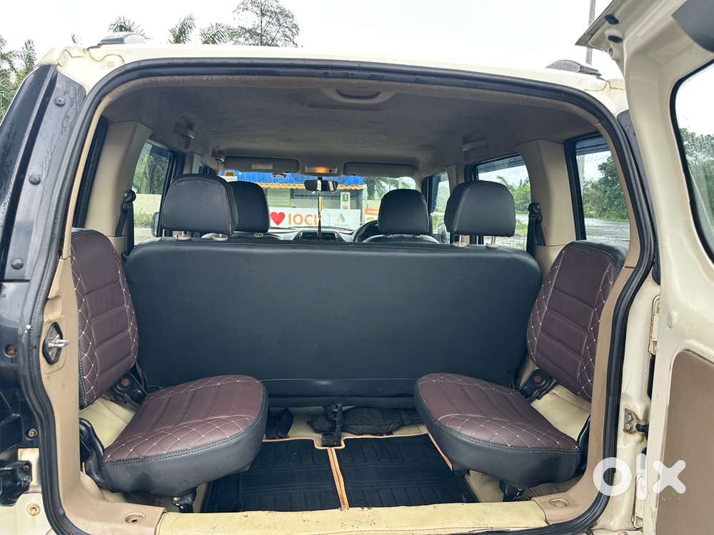 Mahindra Tuv 300 Plus 2019