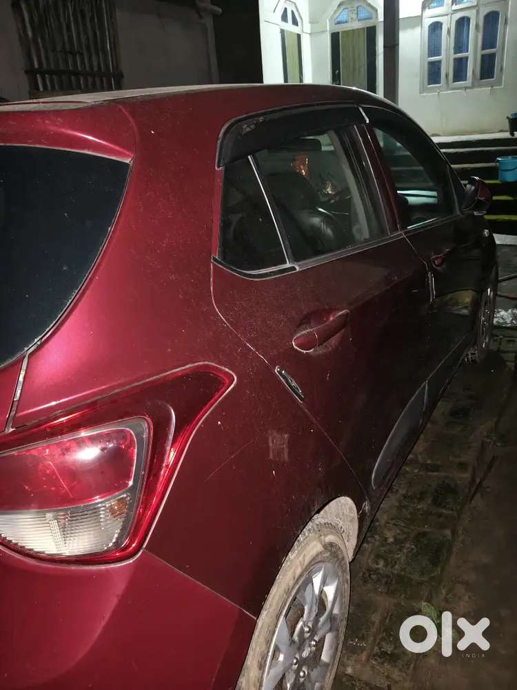 Hyundai Grand I10 2017 Petrol 95000 Km Driven
