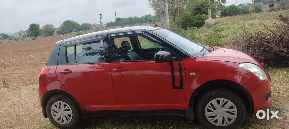 Swift 2011 Vxi Petrol +cng (sequential Cng (rc માં Cng એન્ટ્રી નથી)