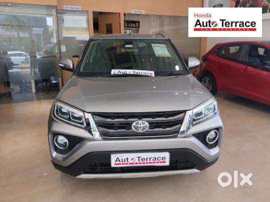 Toyota Urban Cruiser 1.5 Premium Grade Dual Tone Mt, 2022, Petrol