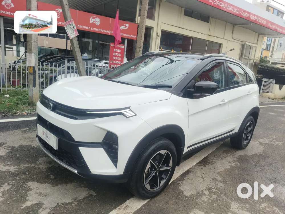 Tata Nexon, 2025, Petrol