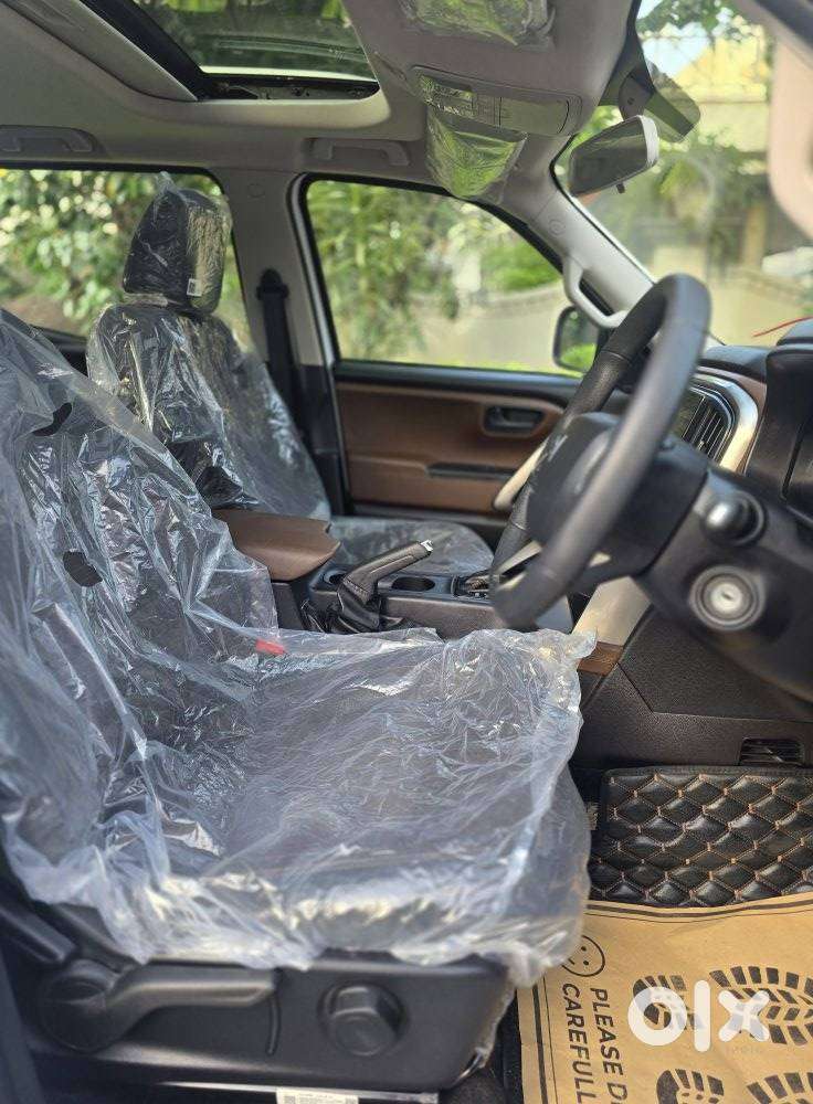 Mahindra Scorpio N Z6 Diesel At 2wd 7 Str, 2024, Diesel