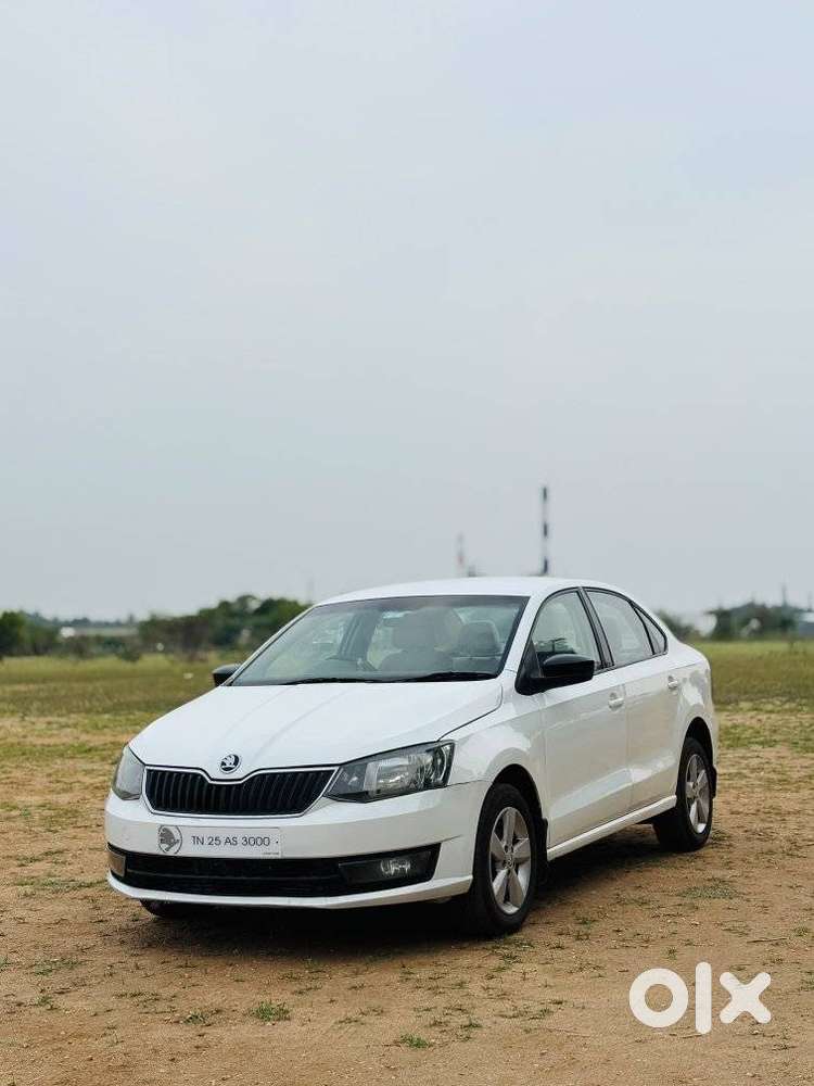 Skoda Rapid 1.5 Tdi Ambition With Alloy Wheel, 2015, Diesel