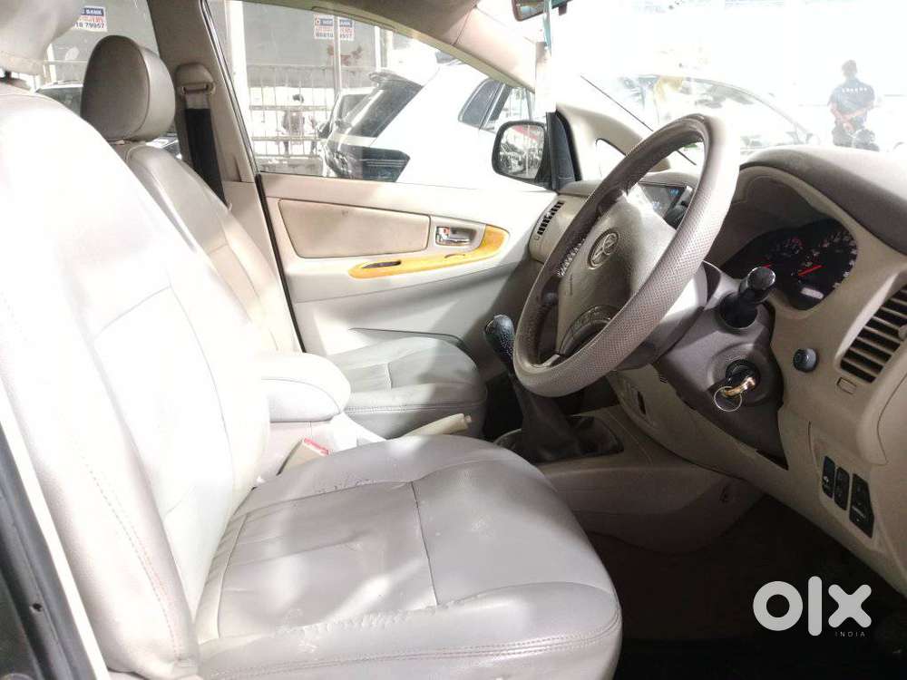 Toyota Innova, 2011, Diesel