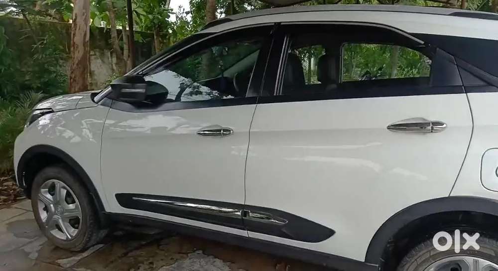 Tata Nexon Xm Revotron 2023