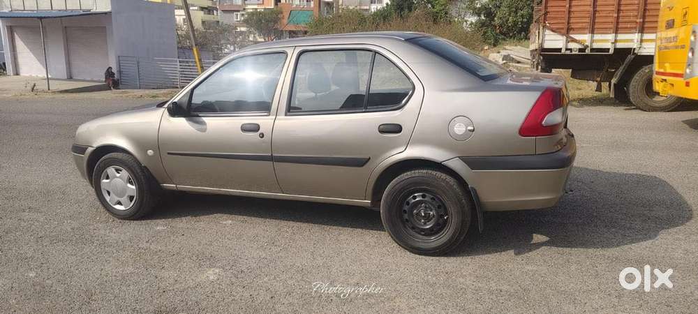 Ford Ikon 1.4 Zxi, 2004, Petrol