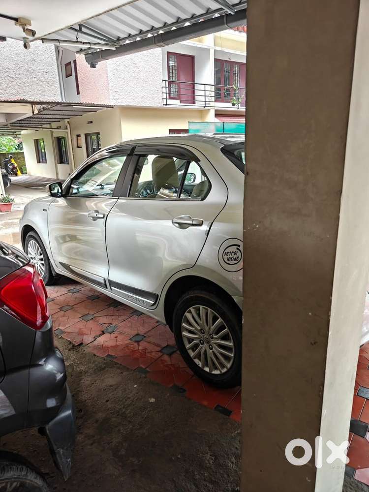 Swift Dzire 2018 Petrol