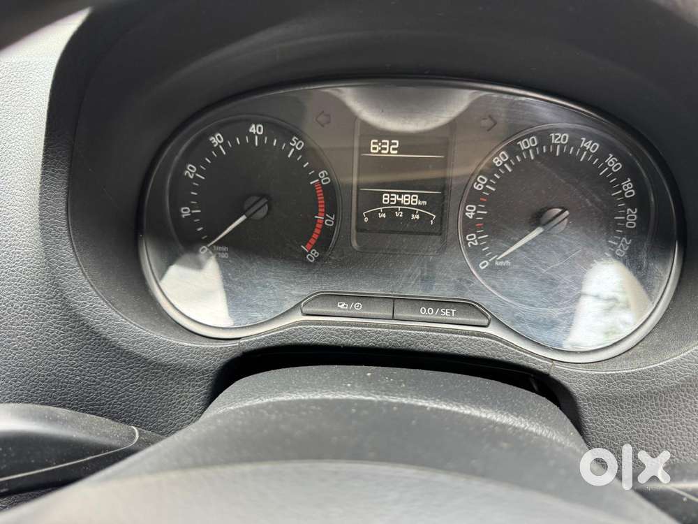 Skoda Rapid 1.0 Ambition Tsi At, 2020, Petrol