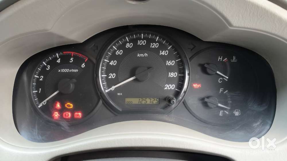 Toyota Innova 2.5 G (diesel) 8 Seater, 2012, Diesel