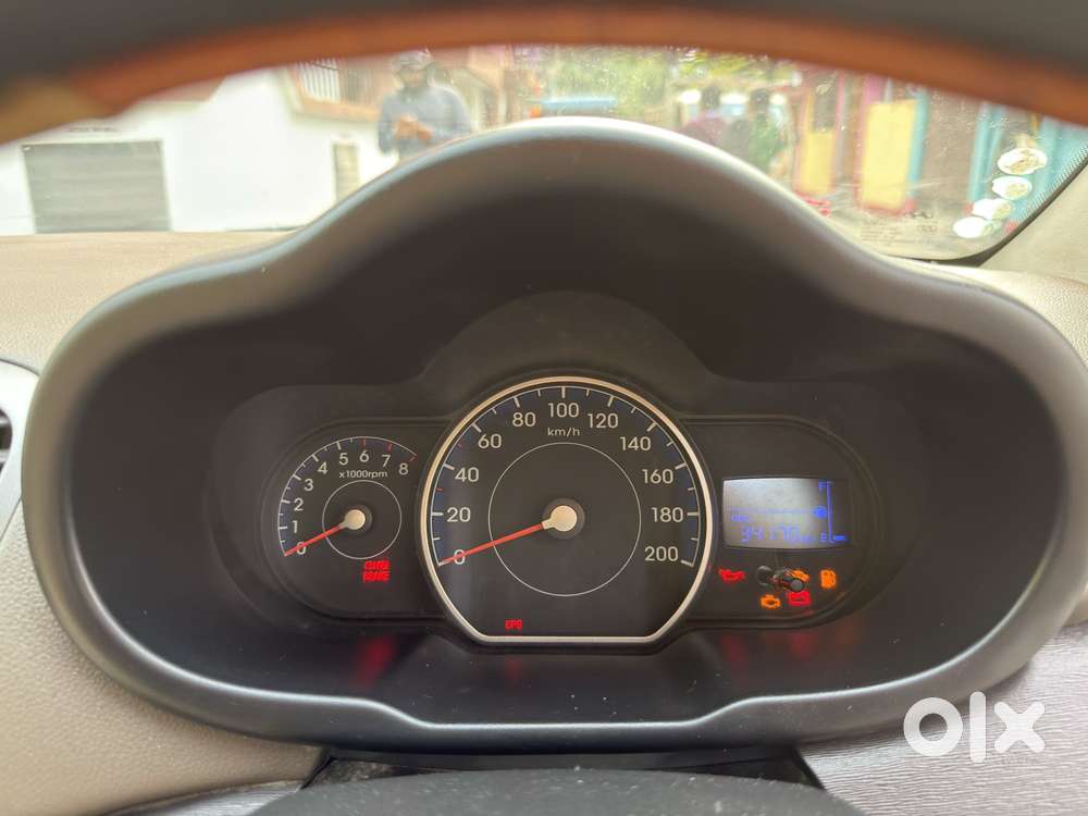 Hyundai I10 Sportz, 2013, Petrol