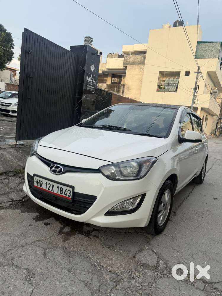 Hyundai I20 Sportz 1.2 Bs-iv, 2014, Petrol