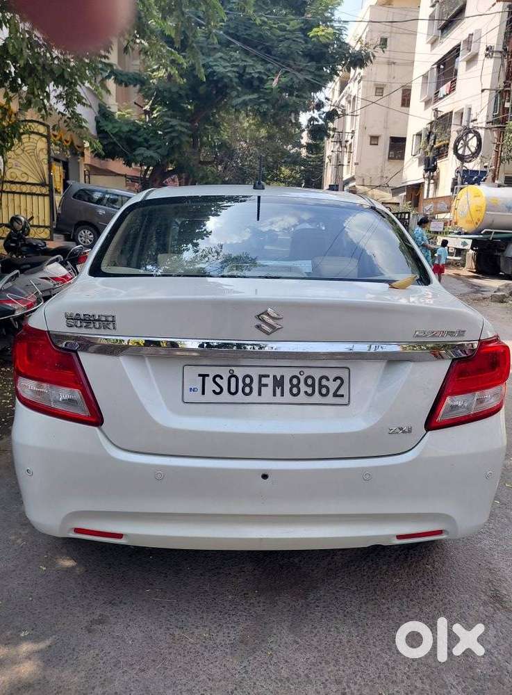 Maruti Suzuki Swift Dzire 1.2 Zxi Bsiv, 2017, Petrol