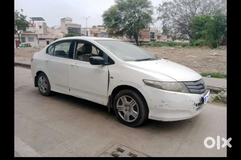 Honda City 1.5 Hybrid 2011