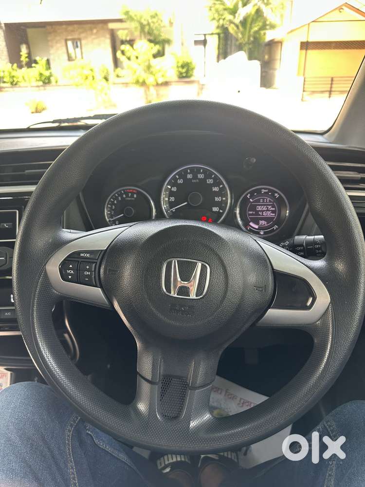 Honda Br-v I-vtec V Mt, 2016, Petrol