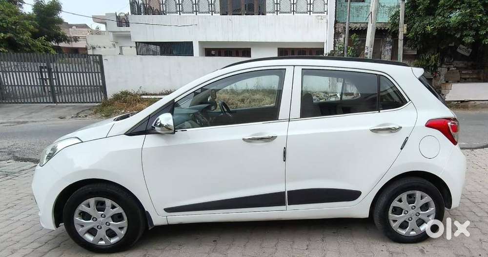 Hyundai Grand I10 Nios Sportz, 2016, Diesel