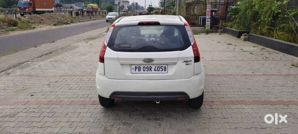Ford Figo Duratorq Zxi 1.4, 2012, Diesel