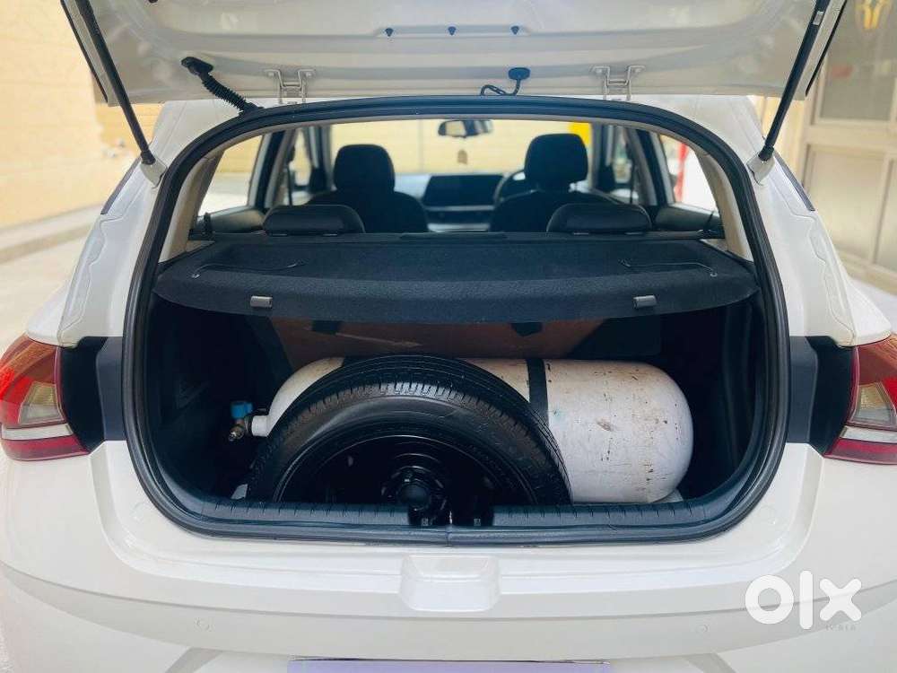 Hyundai I20 1.2 Asta, 2023, Cng & Hybrids