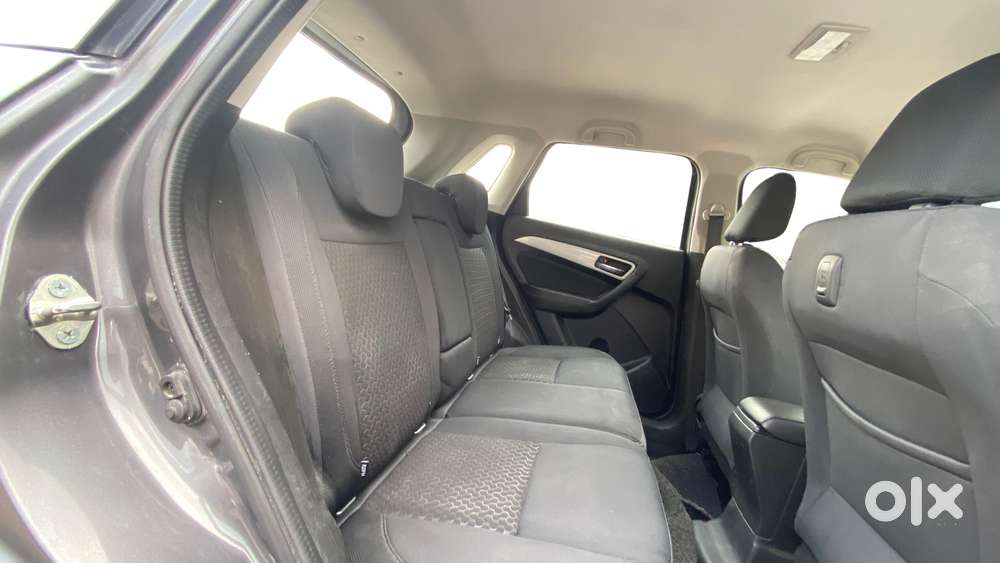 Maruti Suzuki Brezza 1.5 Zxi Smart Hybrid, 2022, Petrol