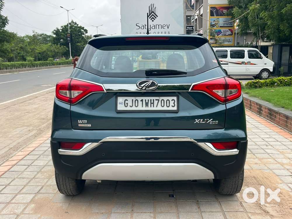 Mahindra Xuv300 W8 (o) 1.5 Diesel Amt, 2022, Diesel