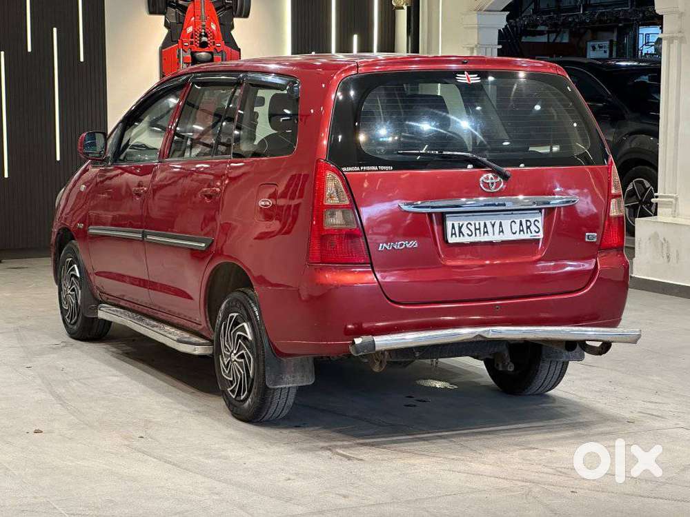 Toyota Innova 2.5 Gx 8 Str Bs-iii, 2008, Diesel