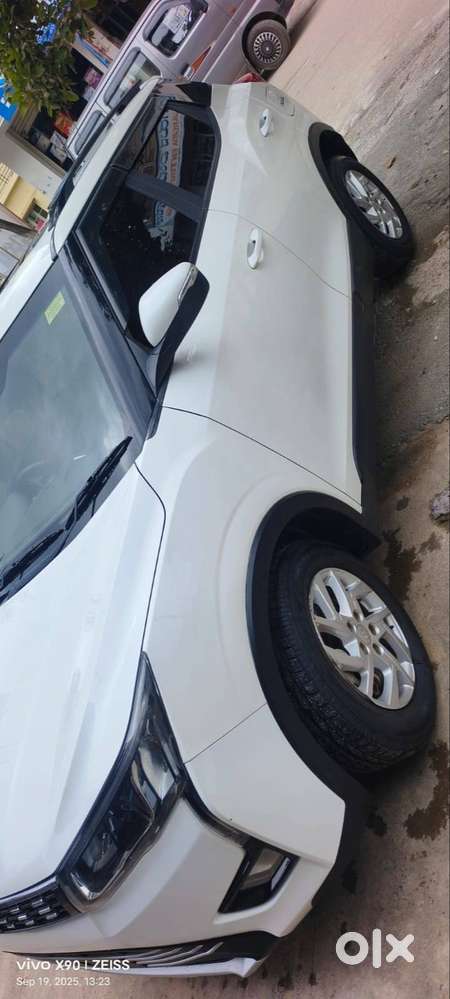 Mahindra Xuv300 W8 Diesel  Ka06 Registration  Mint Condition  60000