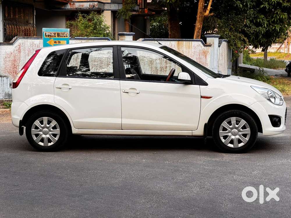 Ford Figo 1.2 Duratec Petrol Zxi, 2015, Petrol