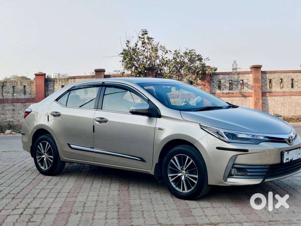 Toyota Corolla Altis 1.8 Gl, 2018, Petrol