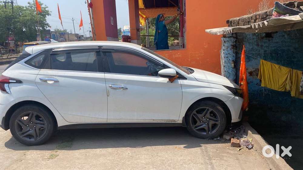 2022 Hyundai Petrol Manual 70000 Km