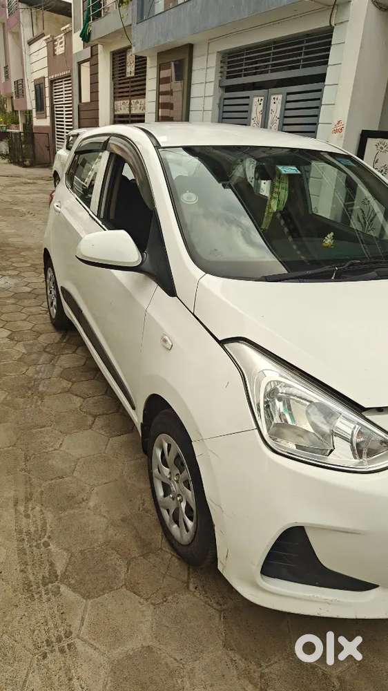Hyundai Grand I10 2018 Petrol Well Maintained