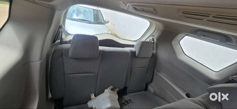 Mahindra Marazzo 2021 Diesel Variant