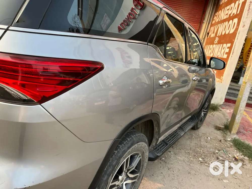 Fortuner 4×2 Automatic 2017 First Own