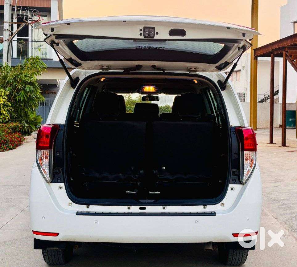 Toyota Innova Crysta 2.4 V 8 Str, 2021, Diesel