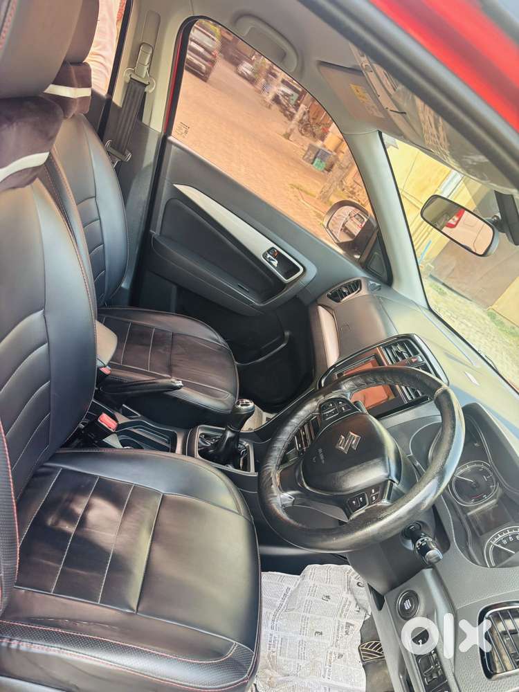 Maruti Suzuki Brezza Zdi+ Dual Tone, 2017, Diesel