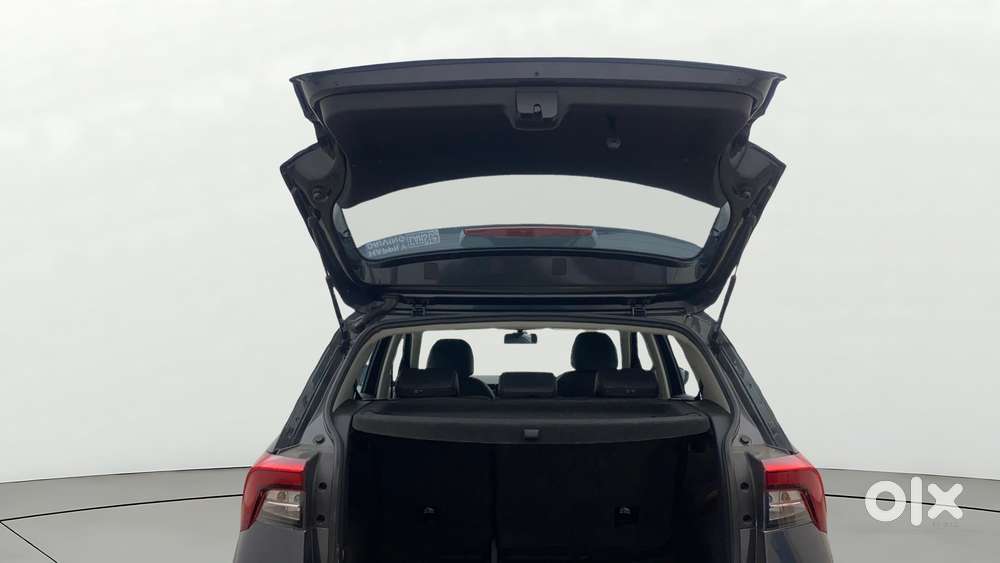 Skoda Kushaq 1.0 Tsi Ambition At, 2022, Petrol