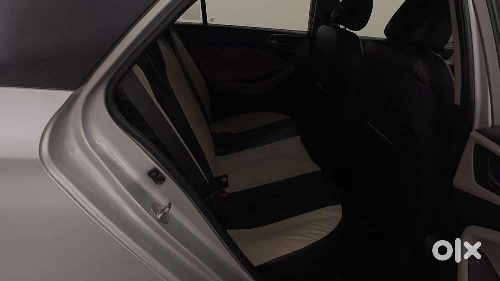 Hyundai Elite I20 Asta Option, 2017, Petrol