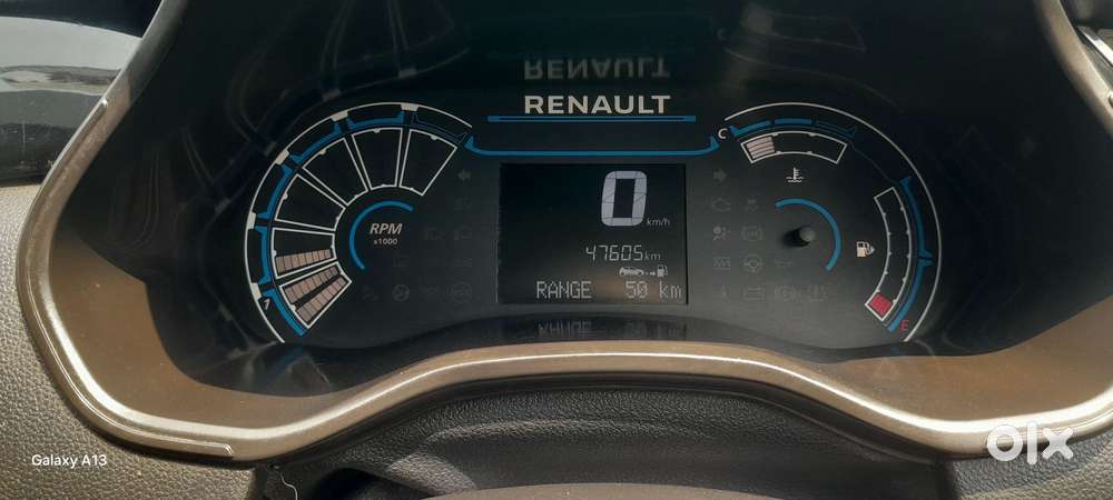 Renault Triber Rxt, 2022, Petrol