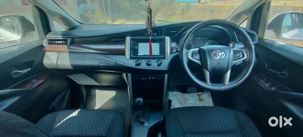 Toyota Innova Crysta 2.8 Gx At 8s, 2016, Diesel