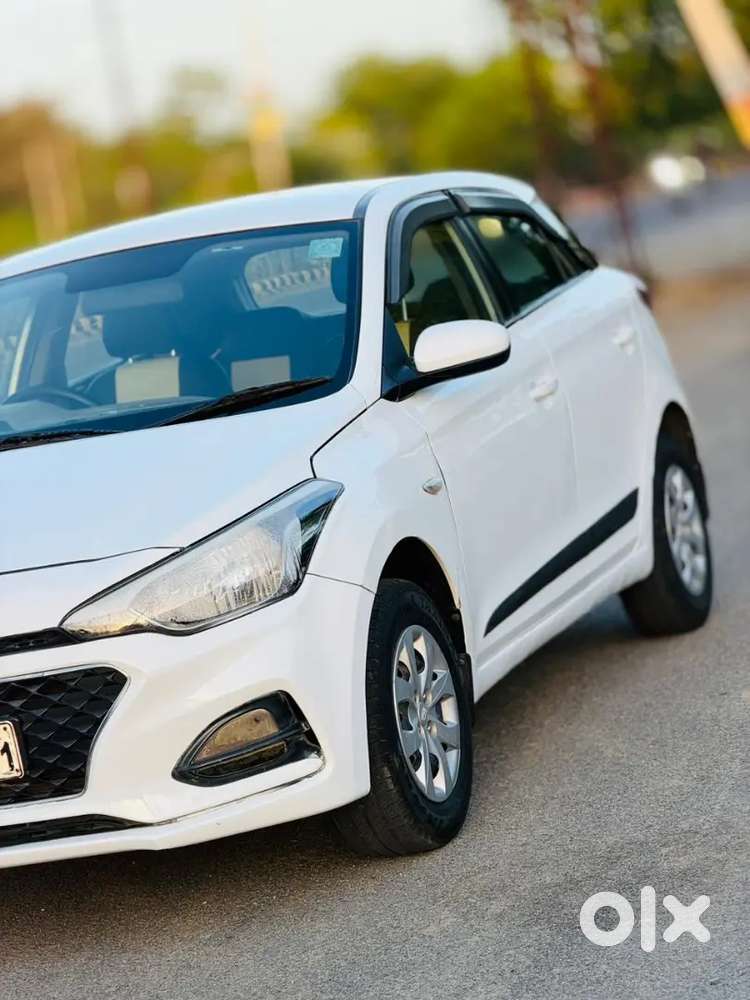 Hyundai I20 Megna Petrol