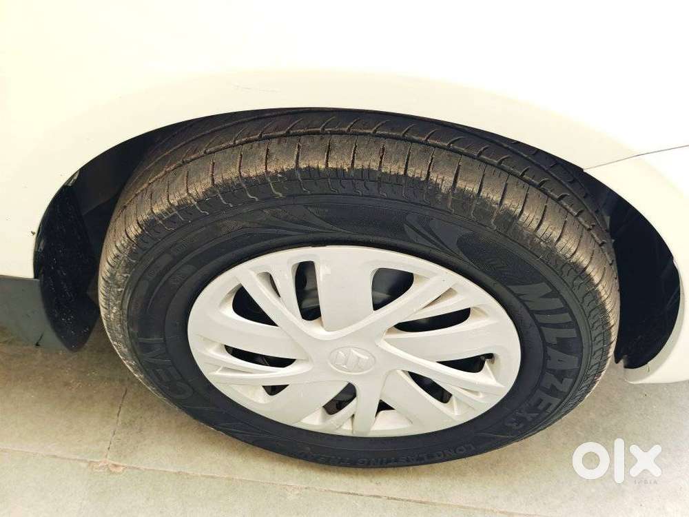 Maruti Suzuki Swift Vxi + Manual, 2016, Petrol