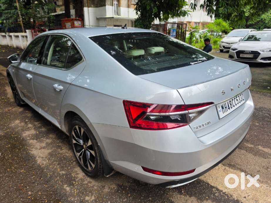 Skoda Superb 2.0 Tsi At L&k, 2022, Petrol