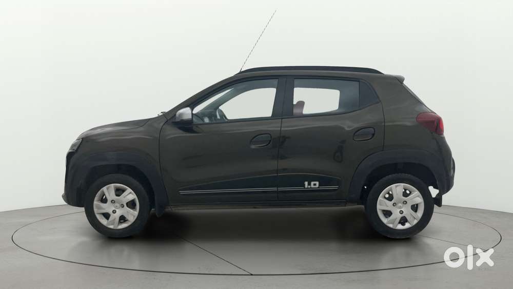 Renault Kwid 1.0 Rxt Amt, 2023, Petrol