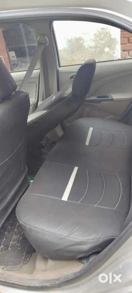 Toyota Etios Liva 2016