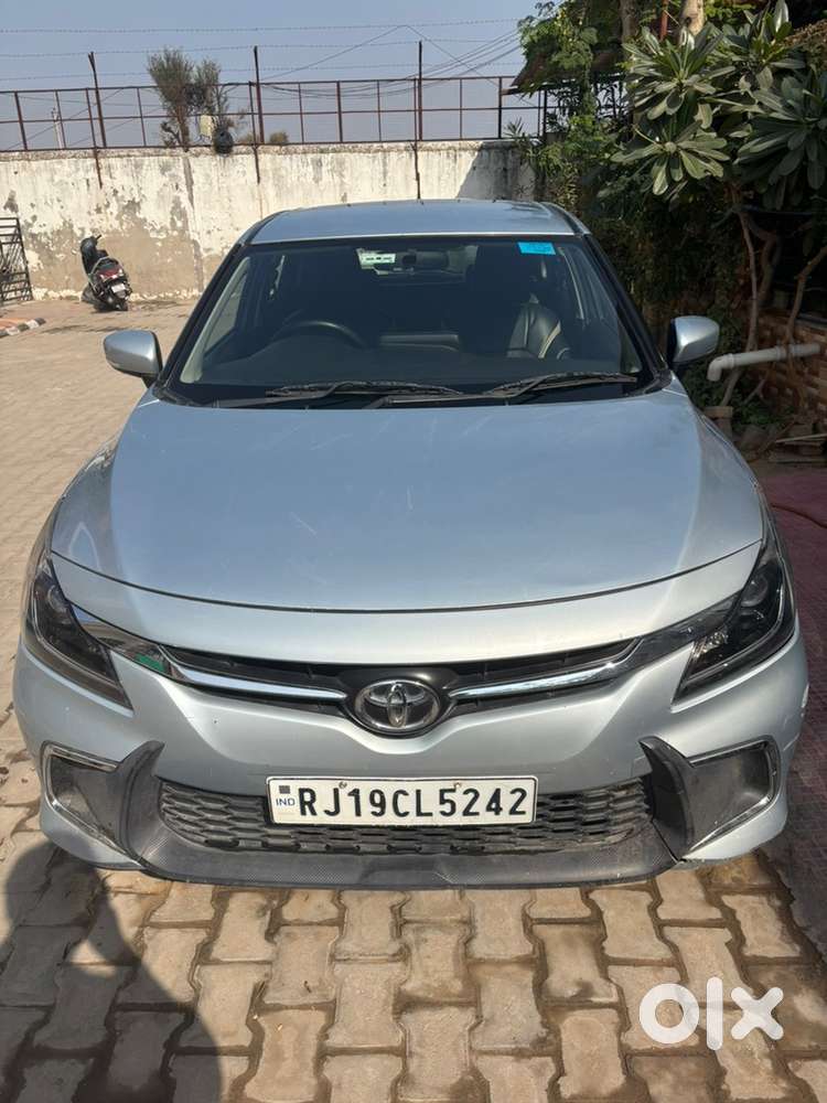 Toyota Glanza 2023 Petrol Well Maintained