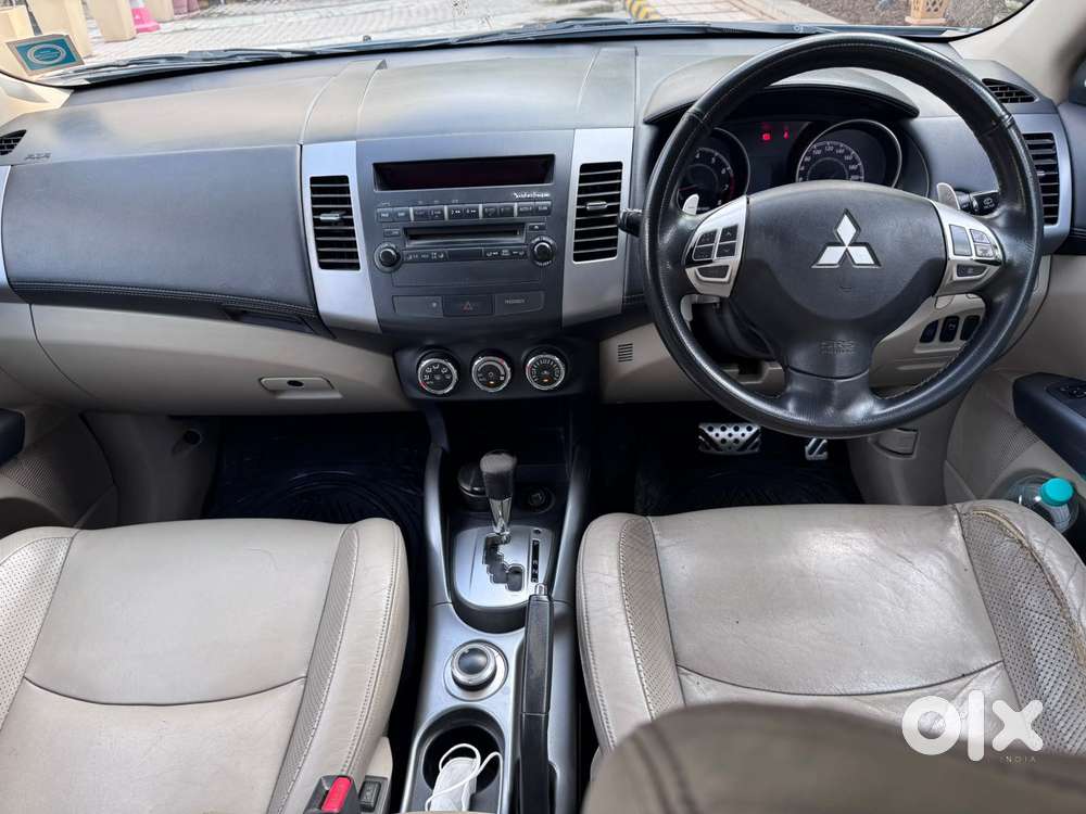 Mitsubishi Outlander 2.4 Mivec, 2011, Petrol