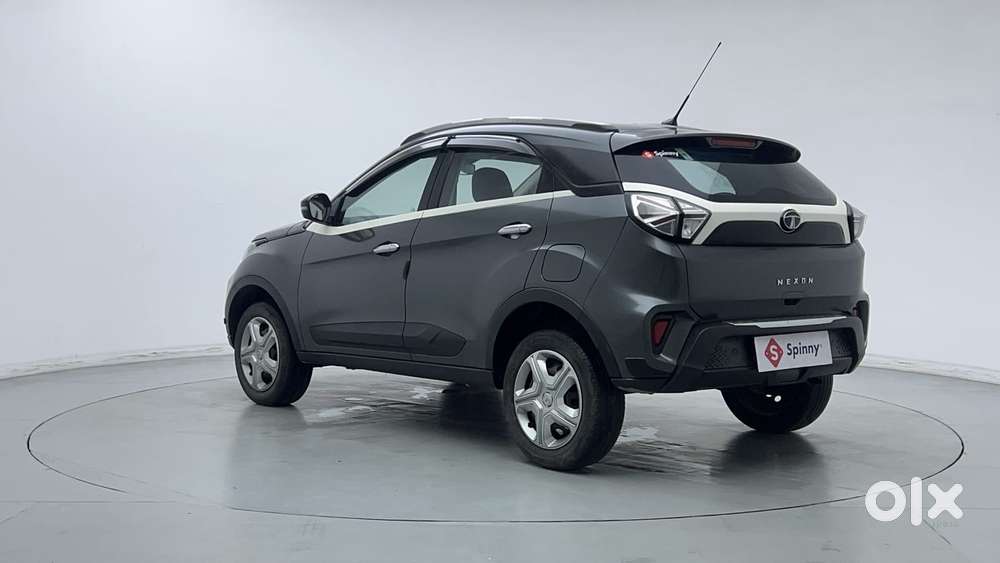 Tata Nexon 1.5 Revotorq Xm (s), 2022, Diesel