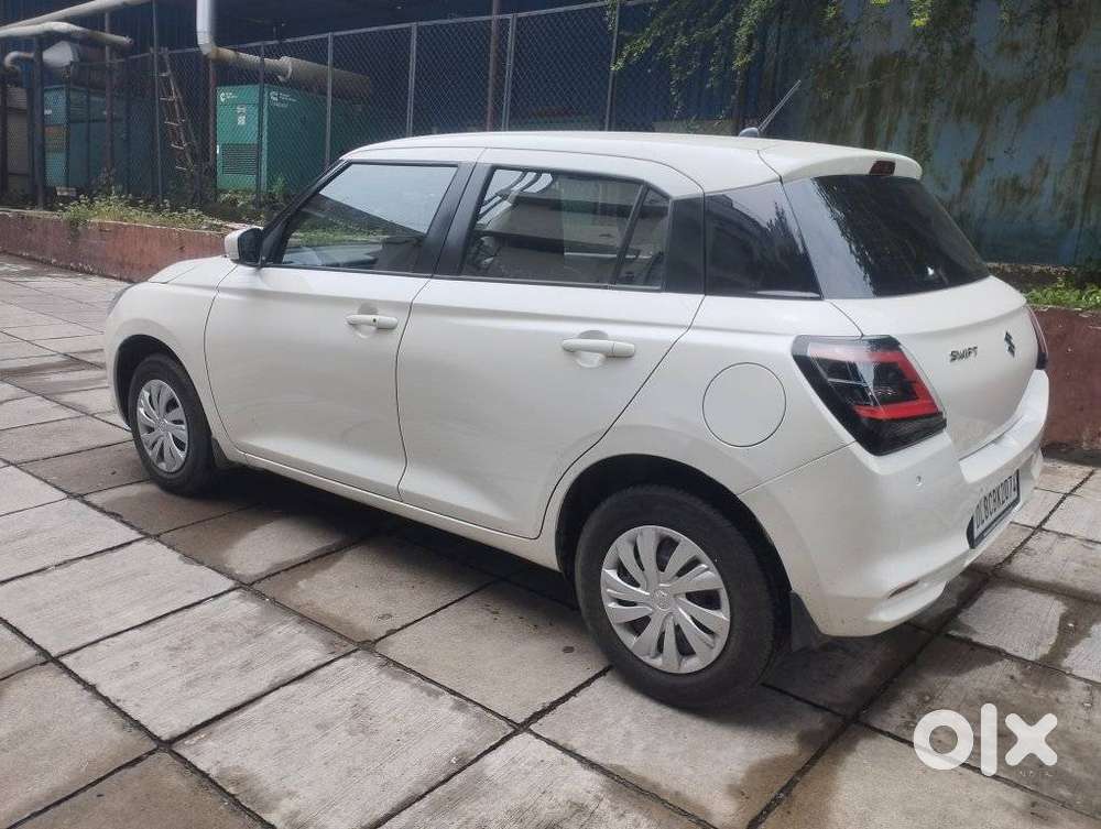 Maruti Suzuki Swift Vxi Optional, 2025, Petrol