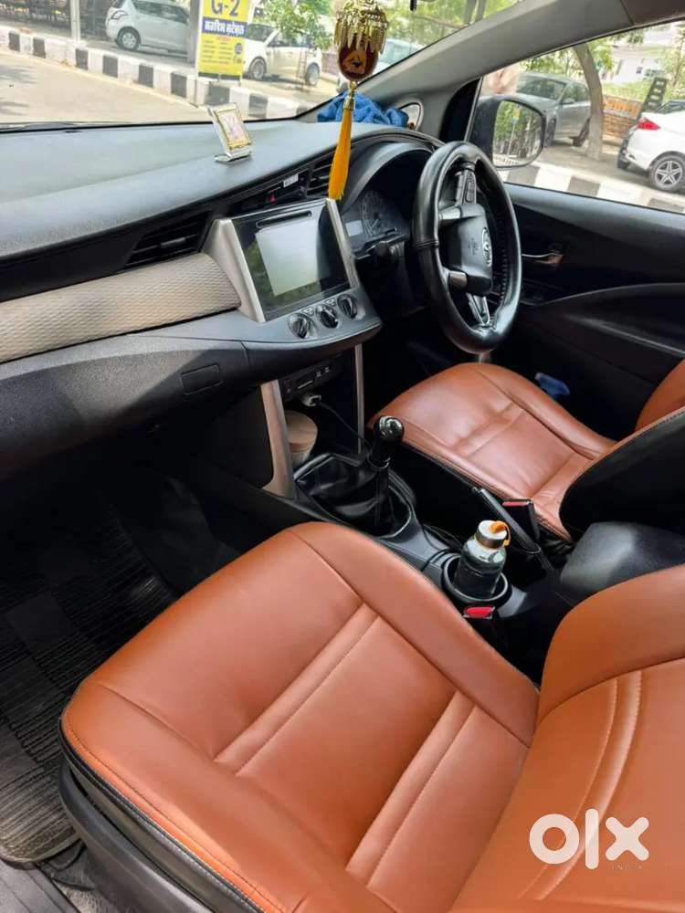 Toyota Innova Crysta 2020 2.4 At