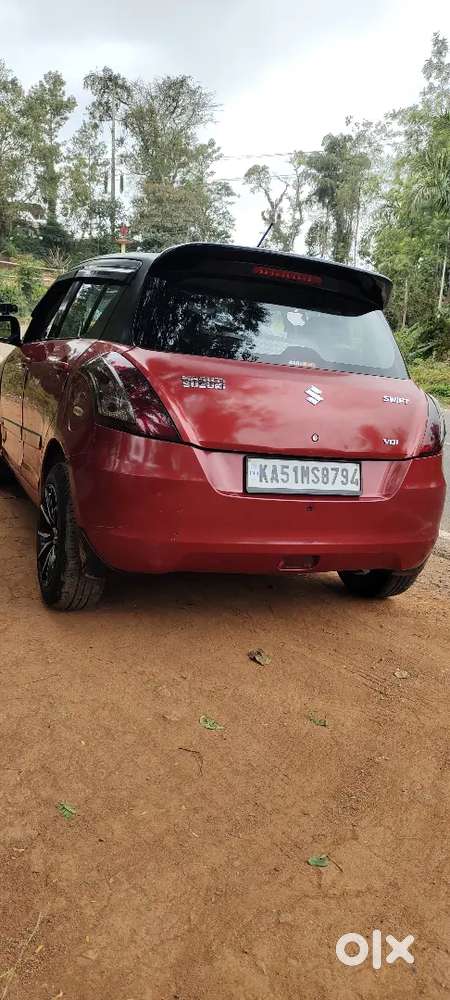 Good Condition Tyre Almost 70 Presant Button Good Milage Alloy Wheel