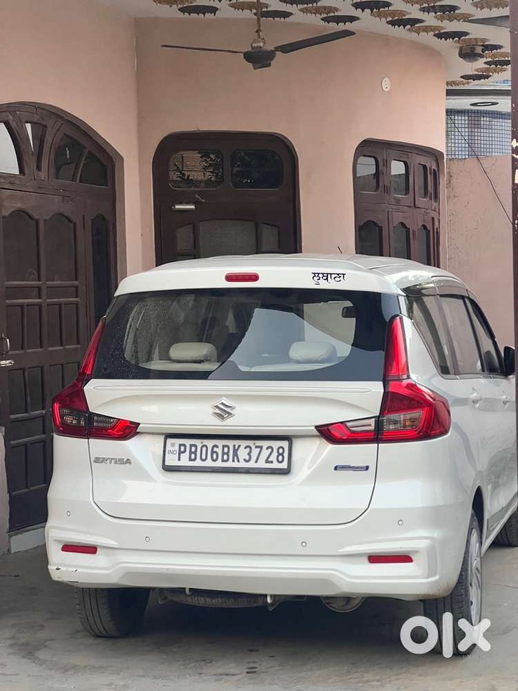 Maruti Suzuki Ertiga Vxi 2025