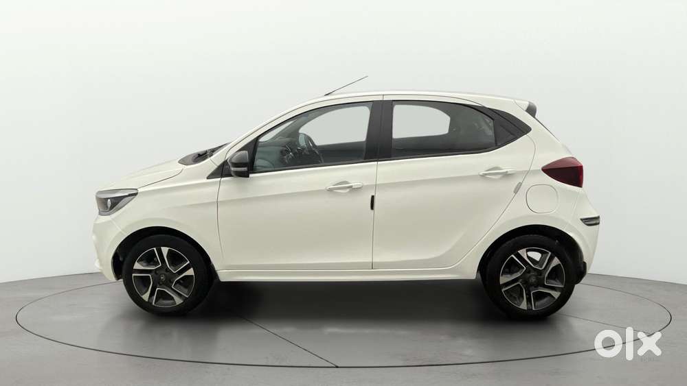 Tata Tiago Xza Plus, 2022, Petrol